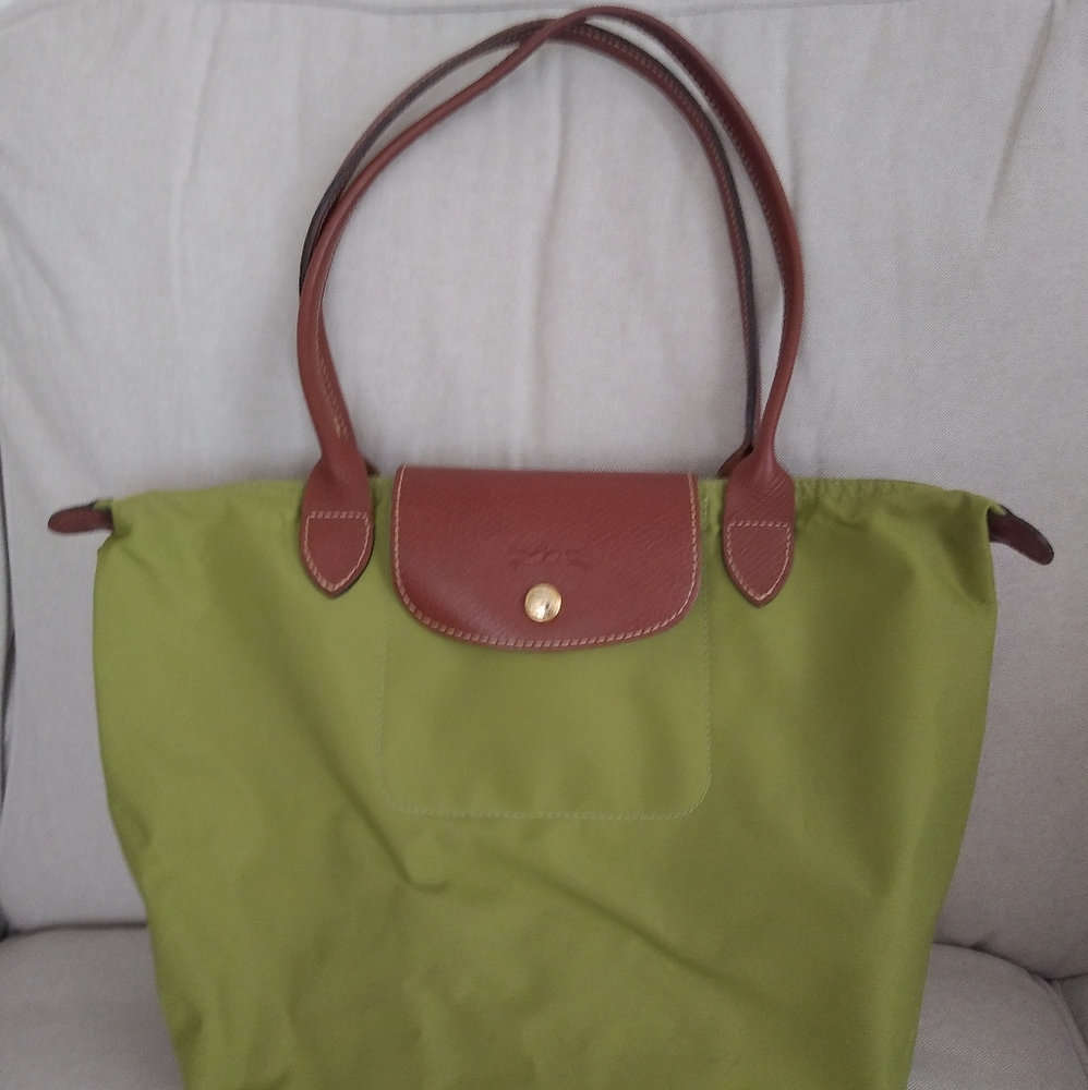 Longchamp Le Pilage Medium tote